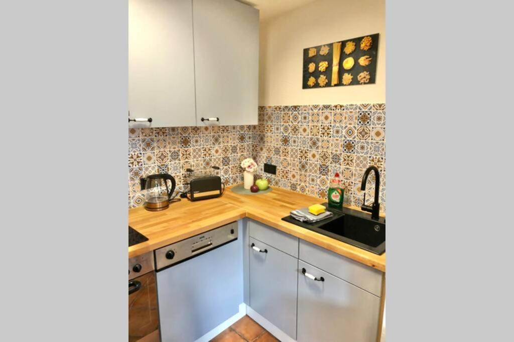 Apartment Zum Goldenen Lowen Inkl. Parkplatz & Wlan 埃尔福特 外观 照片